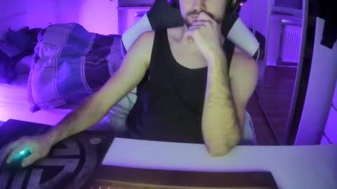 Snapshot of lukasschoetz chatting on 13, 1, 2025 lukasschoetz online show from 13, 1, 2025