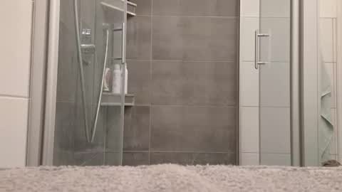 Snapshot of lukasschoetz chatting on 22, 9, 2025 lukasschoetz online show from 22, 9, 2025