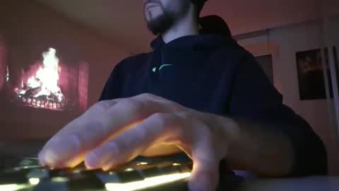 Snapshot of lukasschoetz chatting on 13, 11, 2025 lukasschoetz online show from 13, 11, 2025