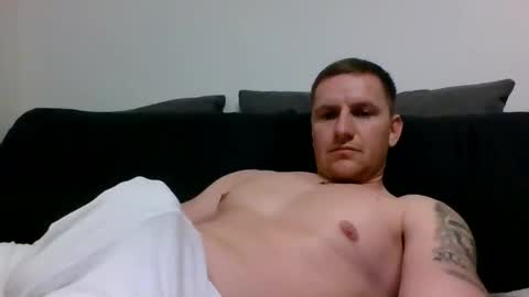 Snapshot of luke5t chatting on 13, 12, 2025 luke5t online show from 13, 12, 2025