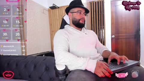 Snapshot of luke__09 chatting on 26, 1, 2025 LUKE online show from 26, 1, 2025