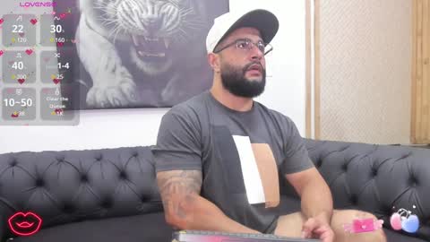 Snapshot of luke__09 chatting on 29, 1, 2025 LUKE online show from 29, 1, 2025