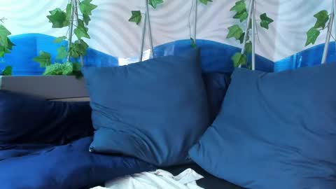 Snapshot of lukecrews chatting on 2, 3, 2025 Luke Crews online show from 2, 3, 2025