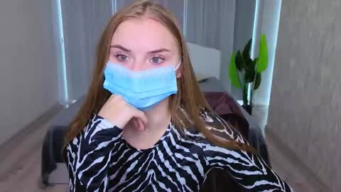 lukeriamoon online show from 18, 10, 2025