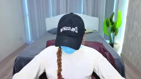 lukeriamoon online show from 21, 10, 2025