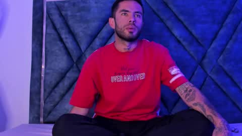 Luke Steel online show from 23, 10, 2025