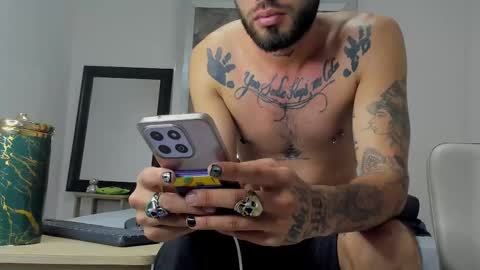 Luke Steel online show from 7, 11, 2025