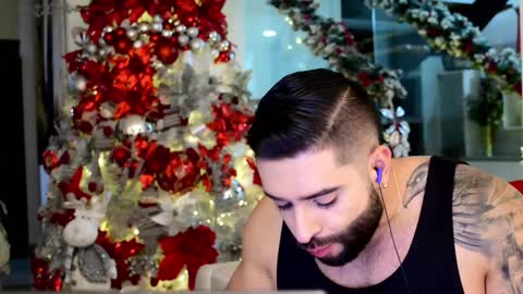 Lukhas f4f online show from 7, 12, 2024