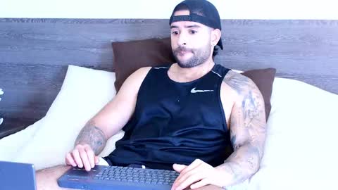 Lukhas f4f online show from 4, 12, 2025