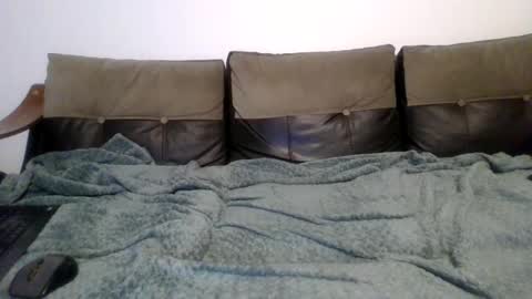 Snapshot of luksaa85 chatting on 5, 3, 2025 luksaa85 online show from 5, 3, 2025