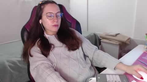 Snapshot of lula_05 chatting on 3, 1, 2025 Vicky online show from 3, 1, 2025