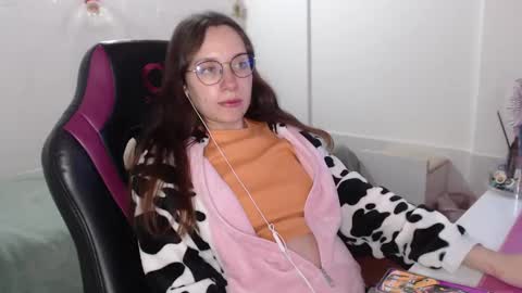 Snapshot of lula_05 chatting on 6, 1, 2025 Vicky online show from 6, 1, 2025