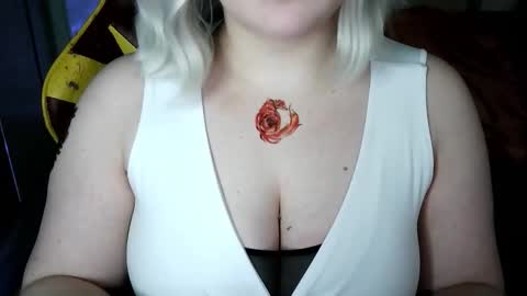 lulovia online show from 15, 2, 2026