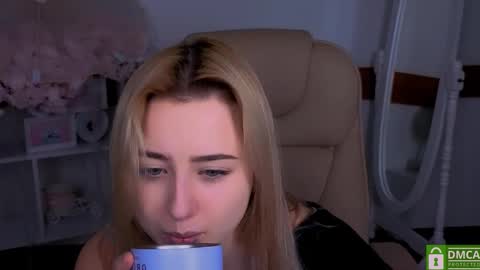 Lily online show from 8, 2, 2026