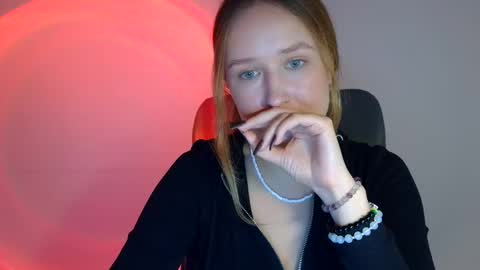 Lulu Baby18 online show from 17, 10, 2025