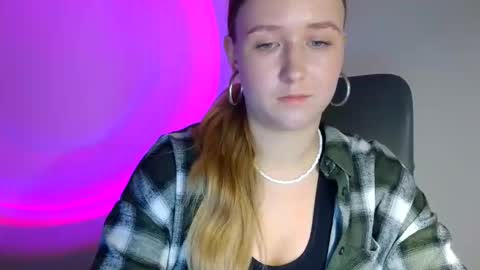 Lulu Baby18 online show from 28, 11, 2025