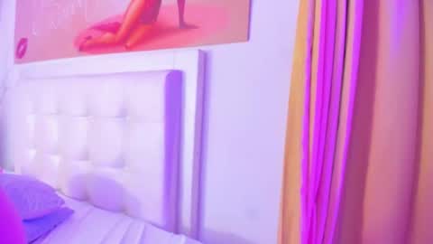 BRENDA TATIANA online show from 24, 11, 2025