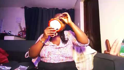 Snapshot of lulu_sparks1 chatting on 6, 2, 2026 lulu_sparks1 online show from 6, 2, 2026