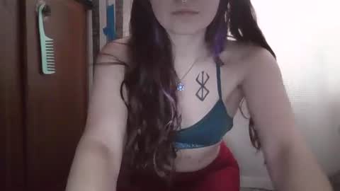 Snapshot of lulupixxx chatting on 19, 2, 2025 Connie online show from 19, 2, 2025