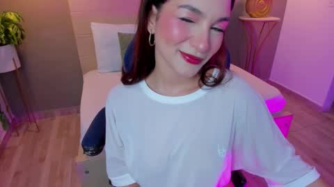 L U M A online show from 25, 10, 2025