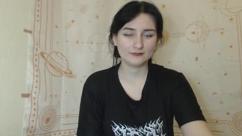 Lumulav online show from 4, 3, 2025