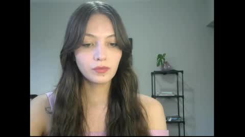 Snapshot of luna__art chatting on 21, 10, 2025 luna__art online show from 21, 10, 2025