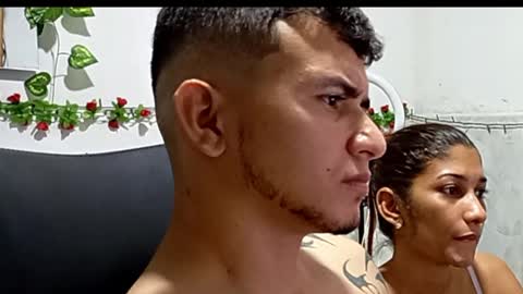 luna__logan online show from 2, 3, 2025