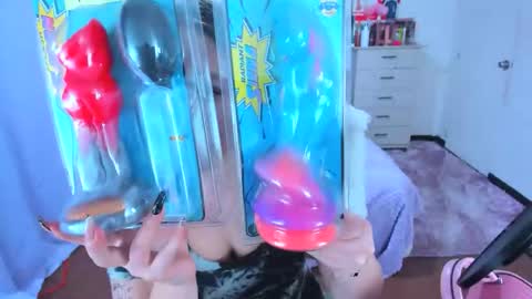 Snapshot of luna_analya chatting on 18, 11, 2025 luna_analya online show from 18, 11, 2025