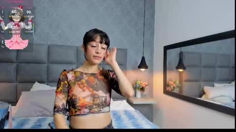 Snapshot of luna_bella3 chatting on 25, 11, 2025 Luna online show from 25, 11, 2025