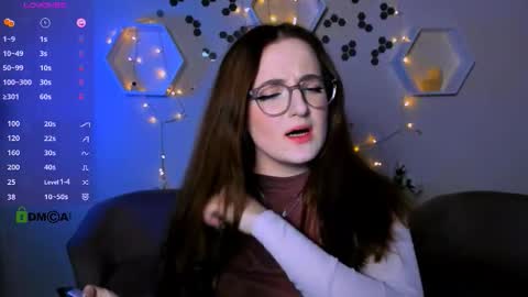 Snapshot of luna_berryy chatting on 13, 11, 2025 luna_berryy online show from 13, 11, 2025