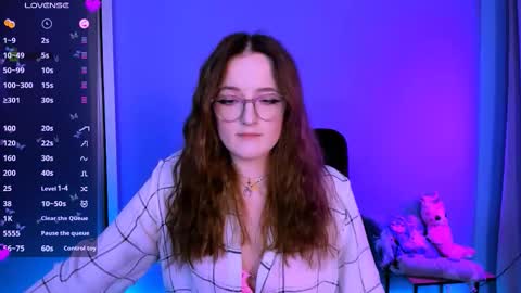 Snapshot of luna_berryy chatting on 18, 11, 2025 luna_berryy online show from 18, 11, 2025