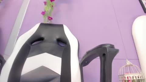 luna_bradley_ online show from 23, 2, 2026