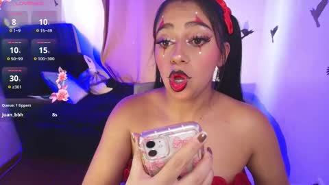 luna_cute14 online show from 9, 10, 2025