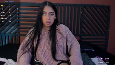 luna_cute14 online show from 12, 2, 2026