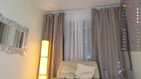 Snapshot of luna_helga chatting on 4, 10, 2025 Luna online show from 4, 10, 2025