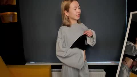 Snapshot of luna_helles chatting on 21, 2, 2026 Elizabeth online show from 21, 2, 2026