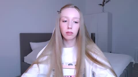 Luna online show from 23, 11, 2025