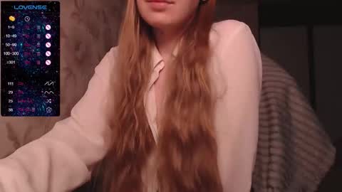 Snapshot of luna_loveisgood chatting on 14, 9, 2025 Luna online show from 14, 9, 2025