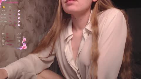 Luna online show from 12, 2, 2026