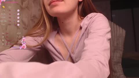 Luna online show from 6, 3, 2026