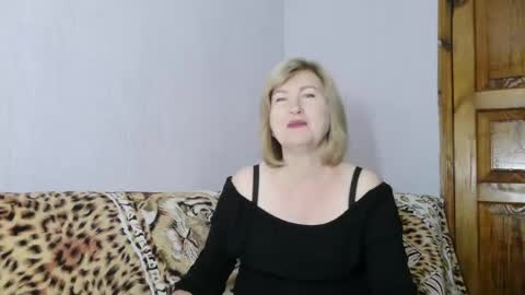 luna_lure11 online show from 20, 9, 2025