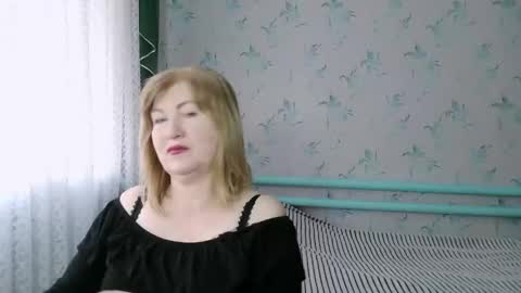 luna_lure11 online show from 3, 3, 2026