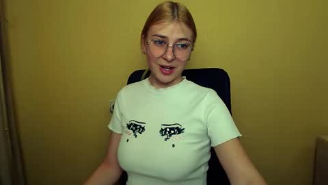 Luna online show from 30, 1, 2025