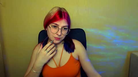 Luna online show from 12, 2, 2025