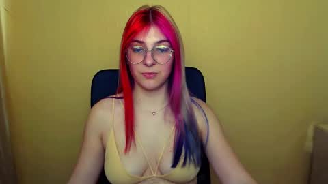 Luna online show from 22, 2, 2025