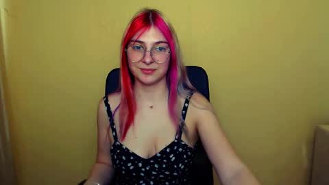 Luna online show from 26, 2, 2025