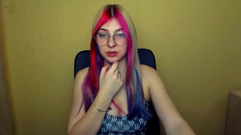 Luna online show from 4, 3, 2025