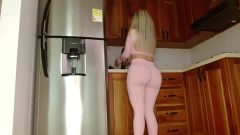 Luna Marquez online show from 15, 1, 2026