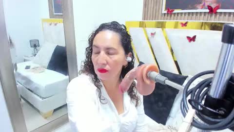 Snapshot of luna_naughty1 chatting on 3, 3, 2026 luna_naughty1 online show from 3, 3, 2026