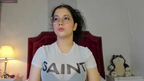 L U N A   Try my private  online show from 9, 11, 2025